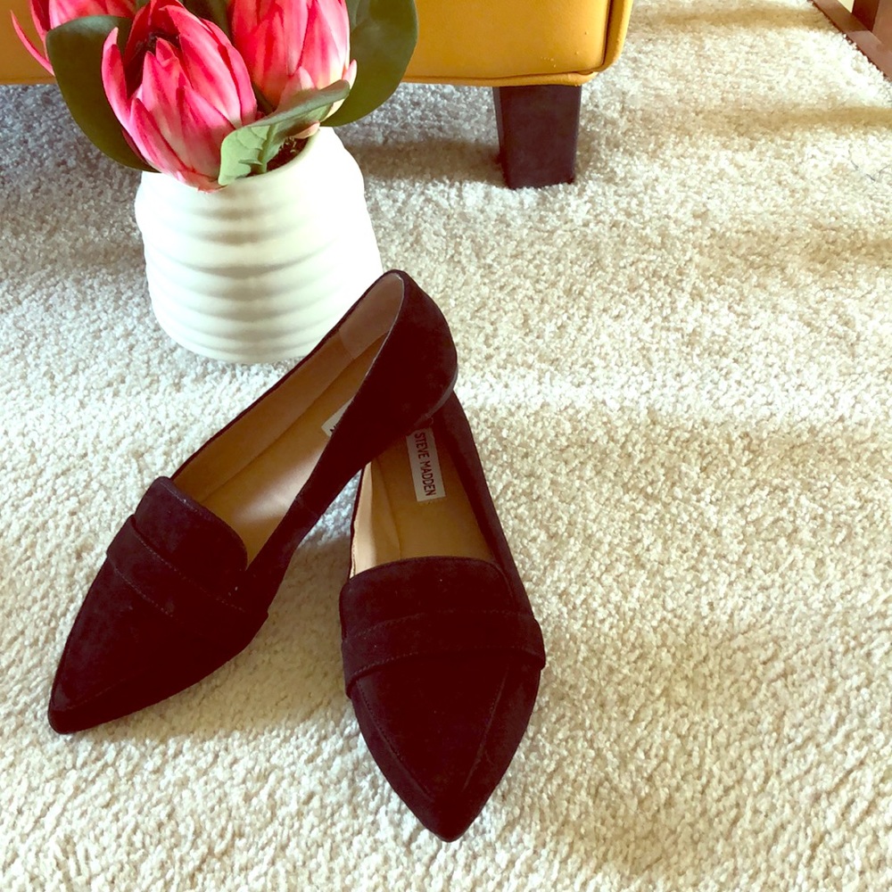 Steve Madden Black Suede Flats